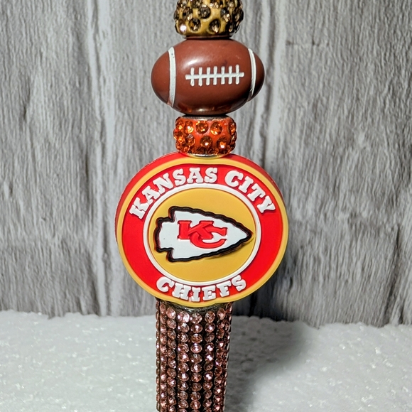 Kansas City Chiefs Themed Pen with Gold and Brown Accents - Picture 2 of 2